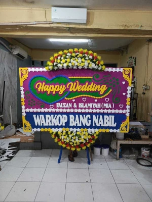 Papan Bunga di Kedungagung Butuh